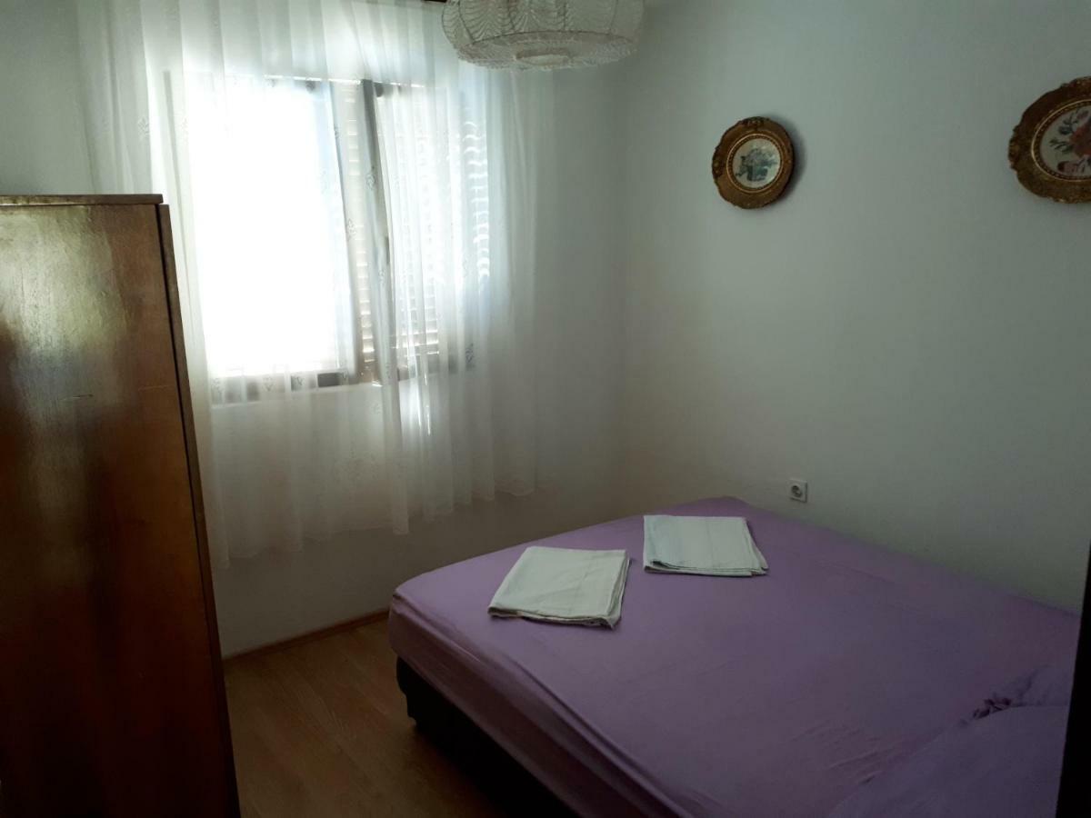 شقة Apartman Fox بيروفاتش المظهر الخارجي الصورة
